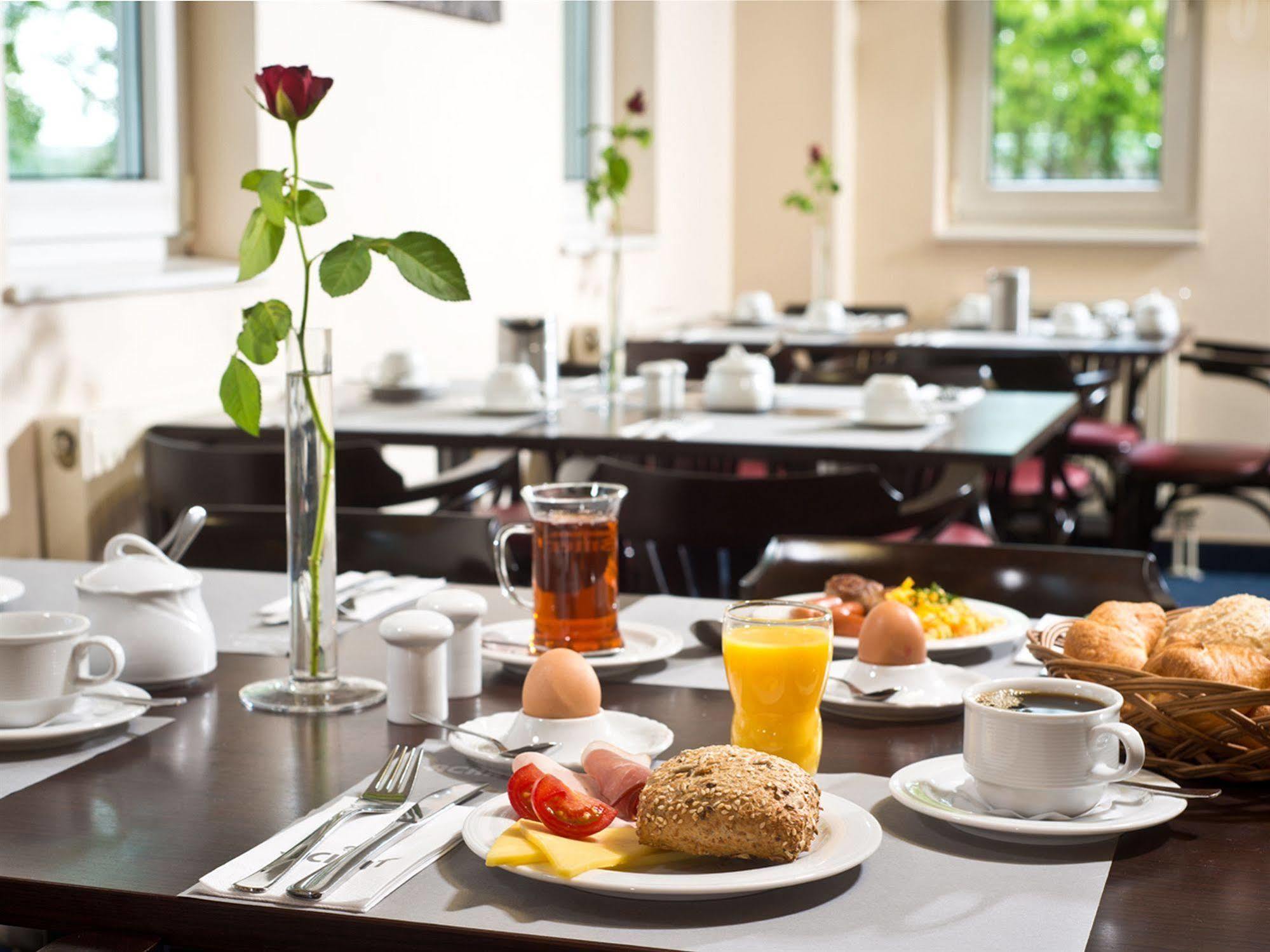 Dormero Hotel Hoyerswerda Ngoại thất bức ảnh