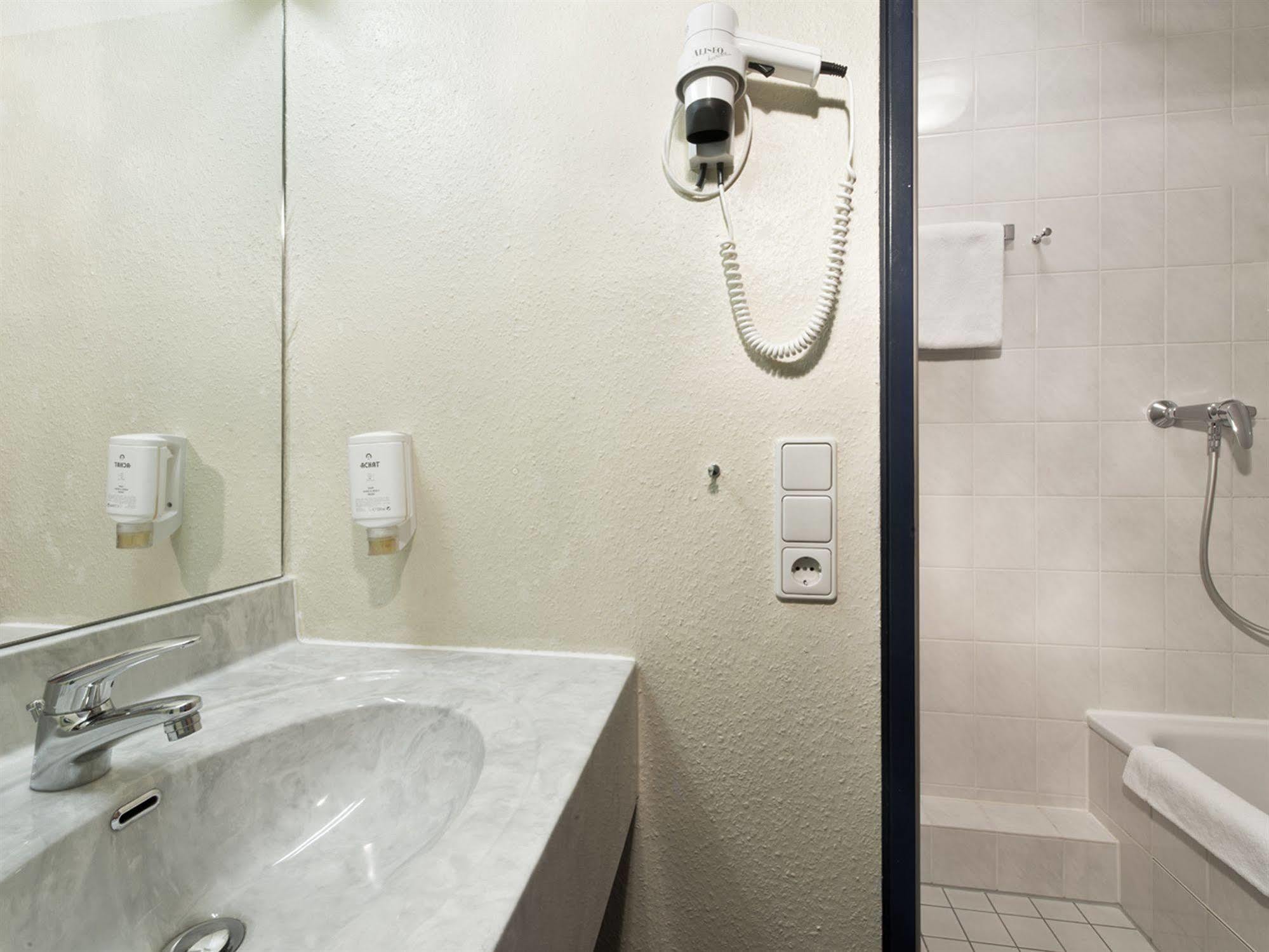 Dormero Hotel Hoyerswerda Ngoại thất bức ảnh